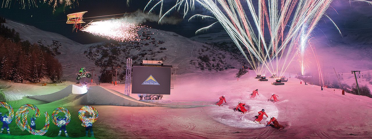 Pistebully's, vuurwerk, vliegers, skishows: tijdens de Nightflow Fiss toont het skigebied alles wat zij te bieden heeft, © Bergbahnen Fiss-Ladis