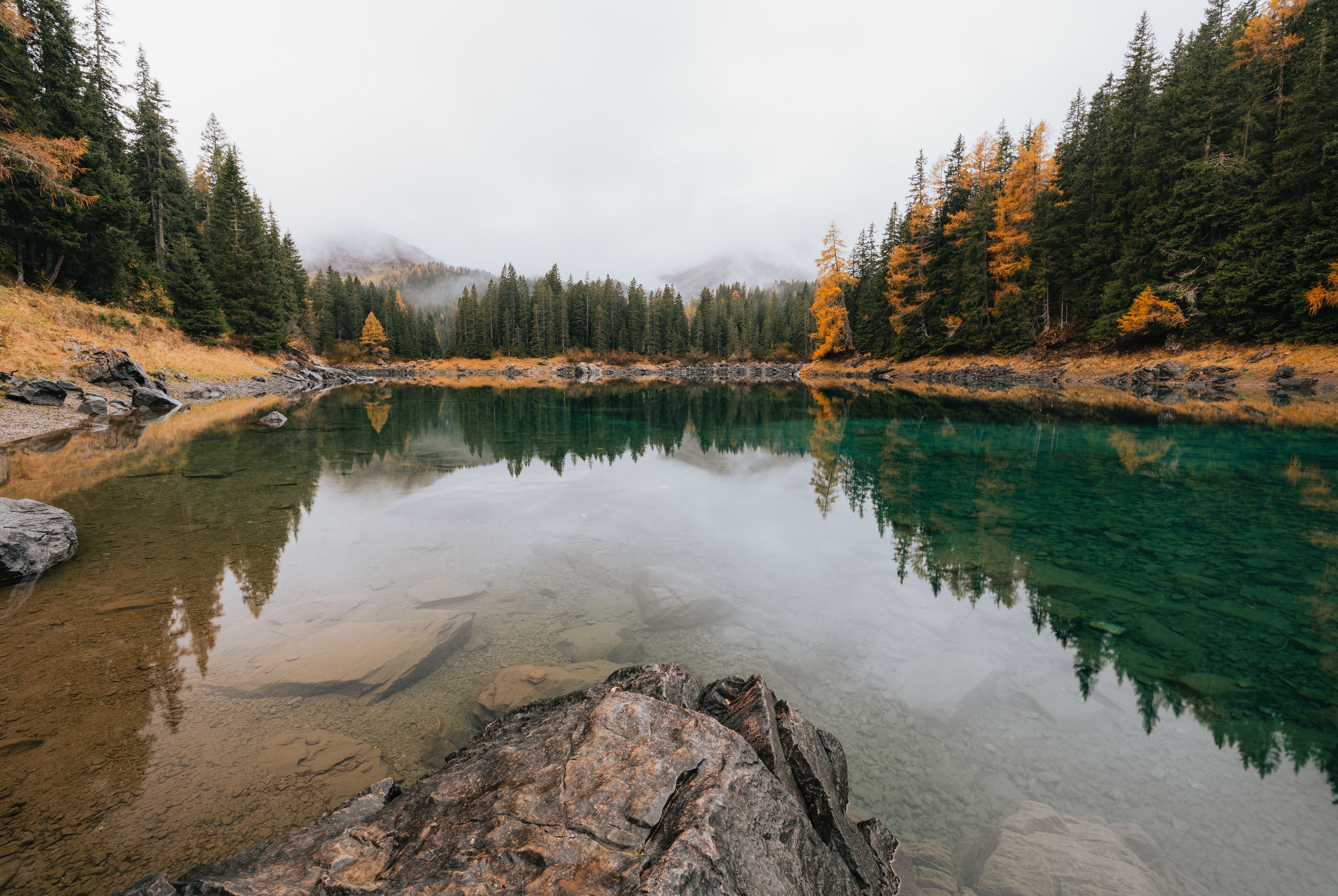 Obernberger See im Herbst