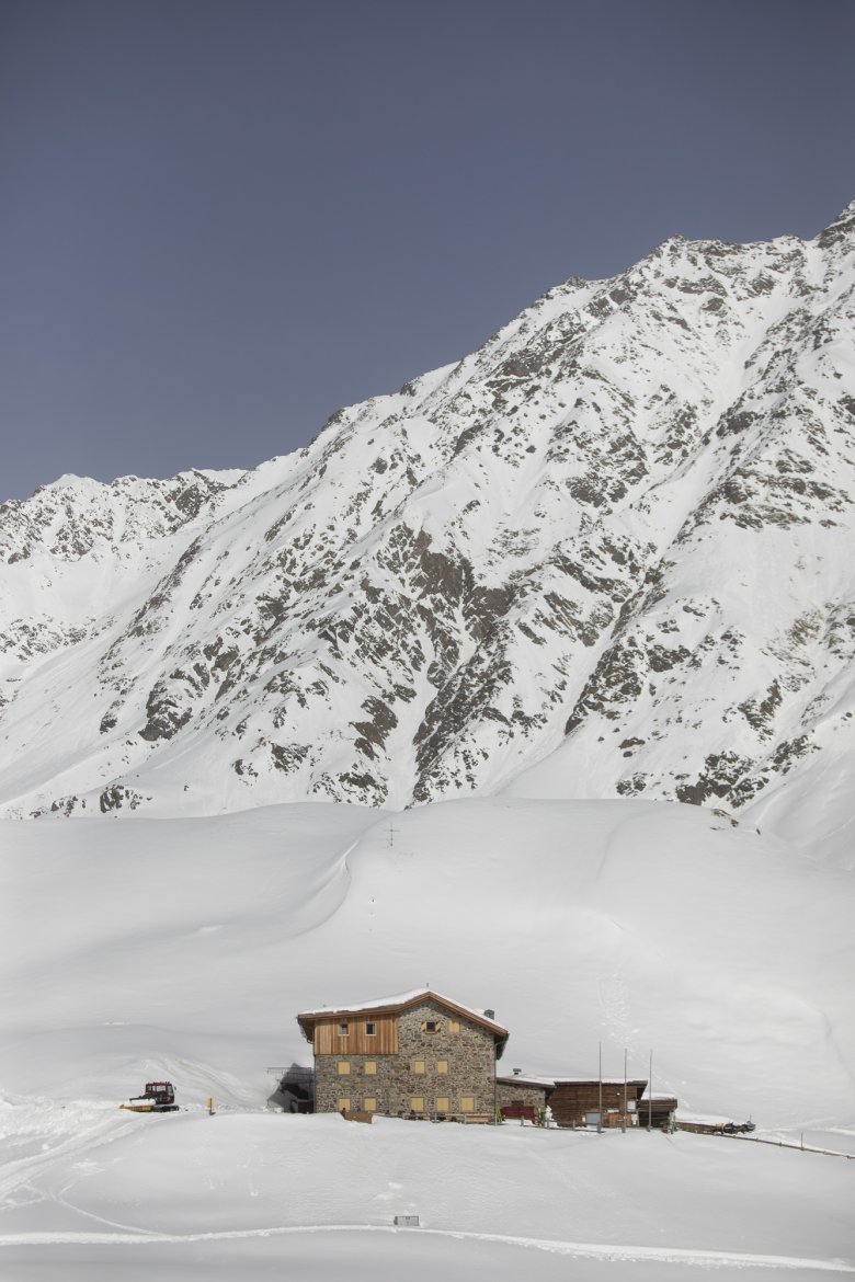 De Amberger H&uuml;tte in de Stubaier Alpen.
, © Tirol Werbung / Frank Stolle