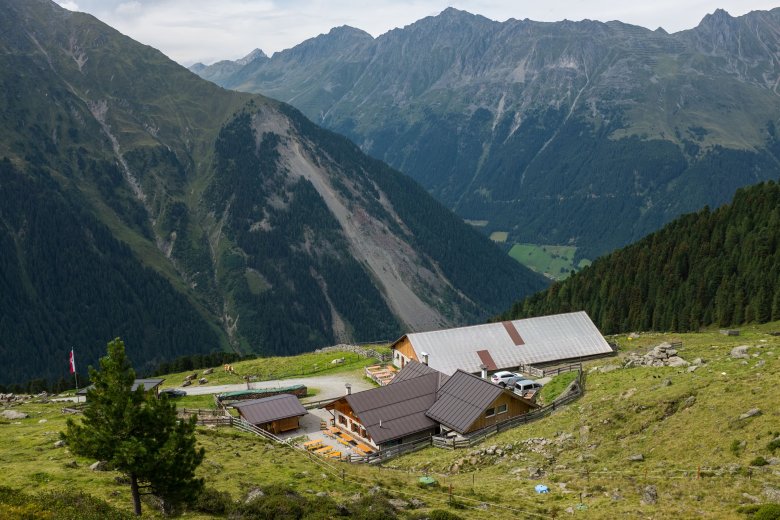 De Juifenalm, gepacht door de familie Stern, bevindt zich op 2.022 meter hoogte.